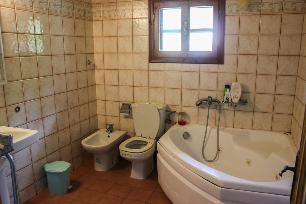Doctors' House Mikros Prinos Villa Phòng bức ảnh